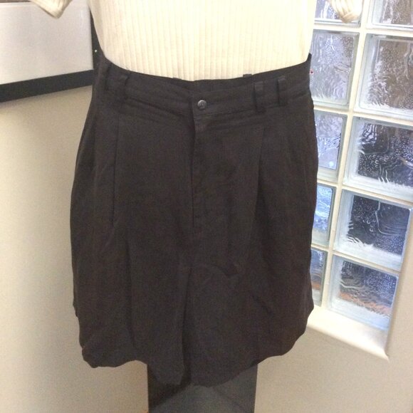 Men's Dressy Casual Black TORI RICHARD Shorts Size 38 - Picture 1 of 3